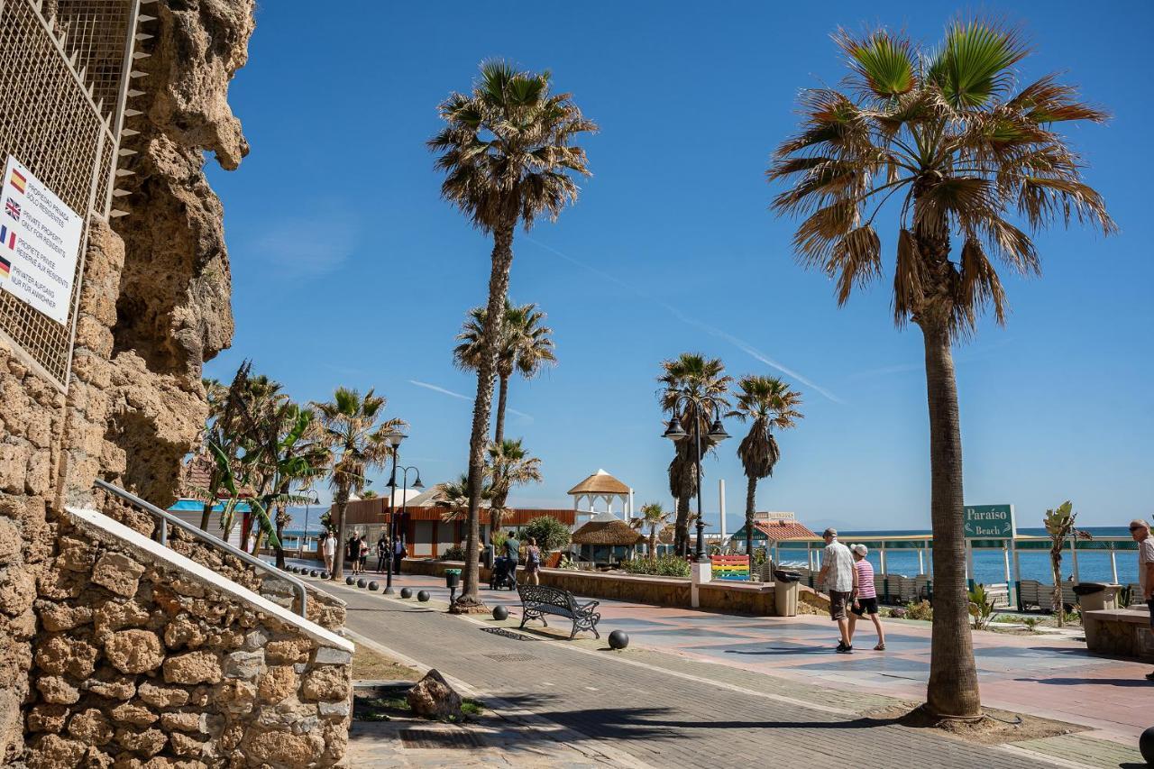 Monko On The Rock Apartment Torremolinos Bagian luar foto