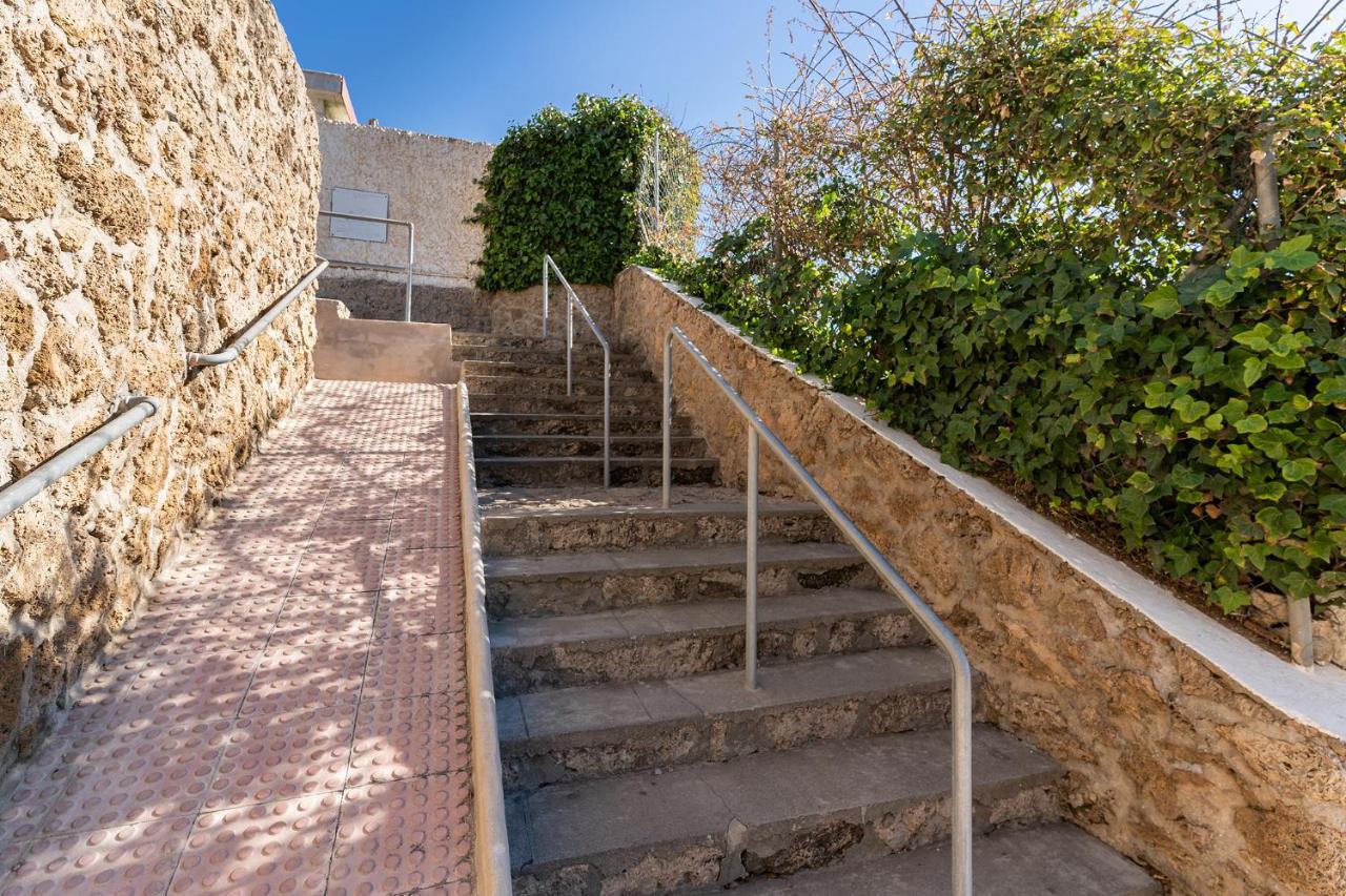 Monko On The Rock Apartment Torremolinos Bagian luar foto