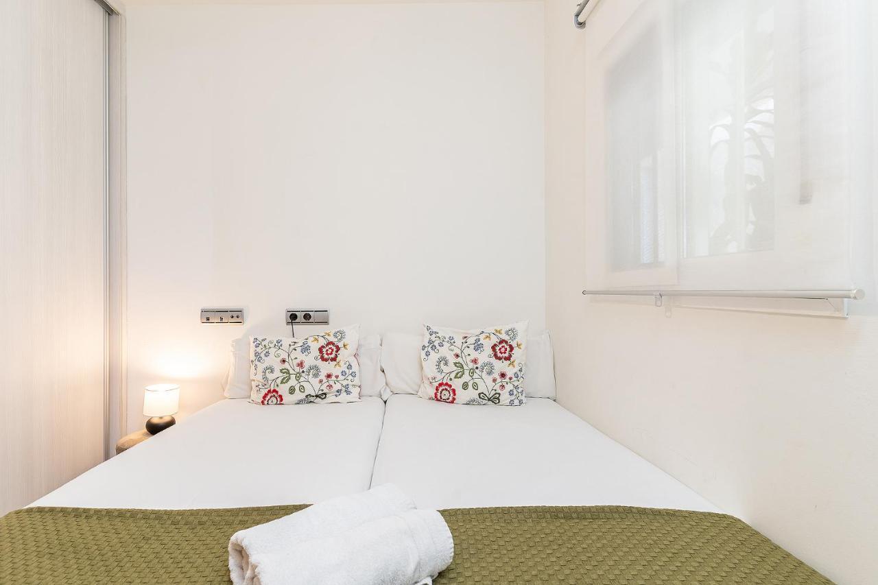 Monko On The Rock Apartment Torremolinos Bagian luar foto