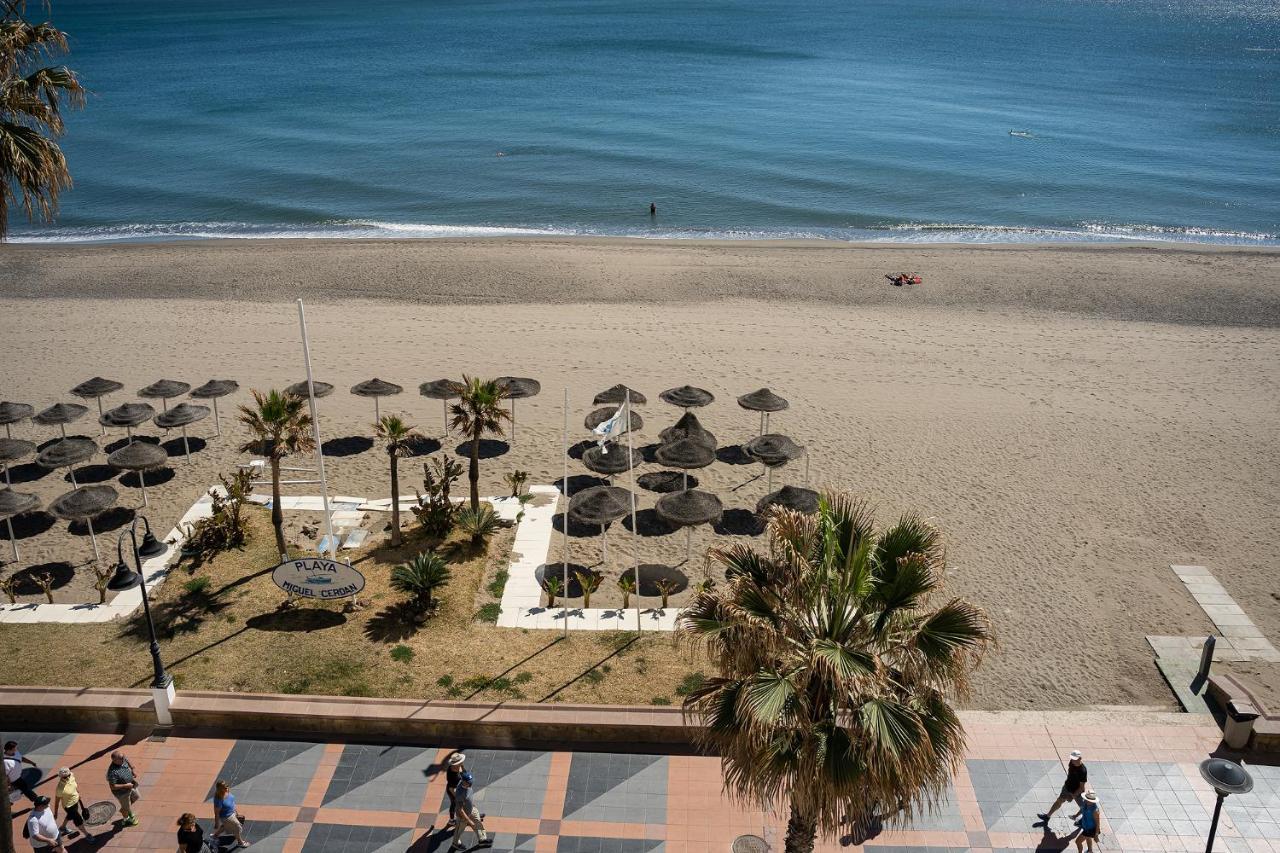 Monko On The Rock Apartment Torremolinos Bagian luar foto